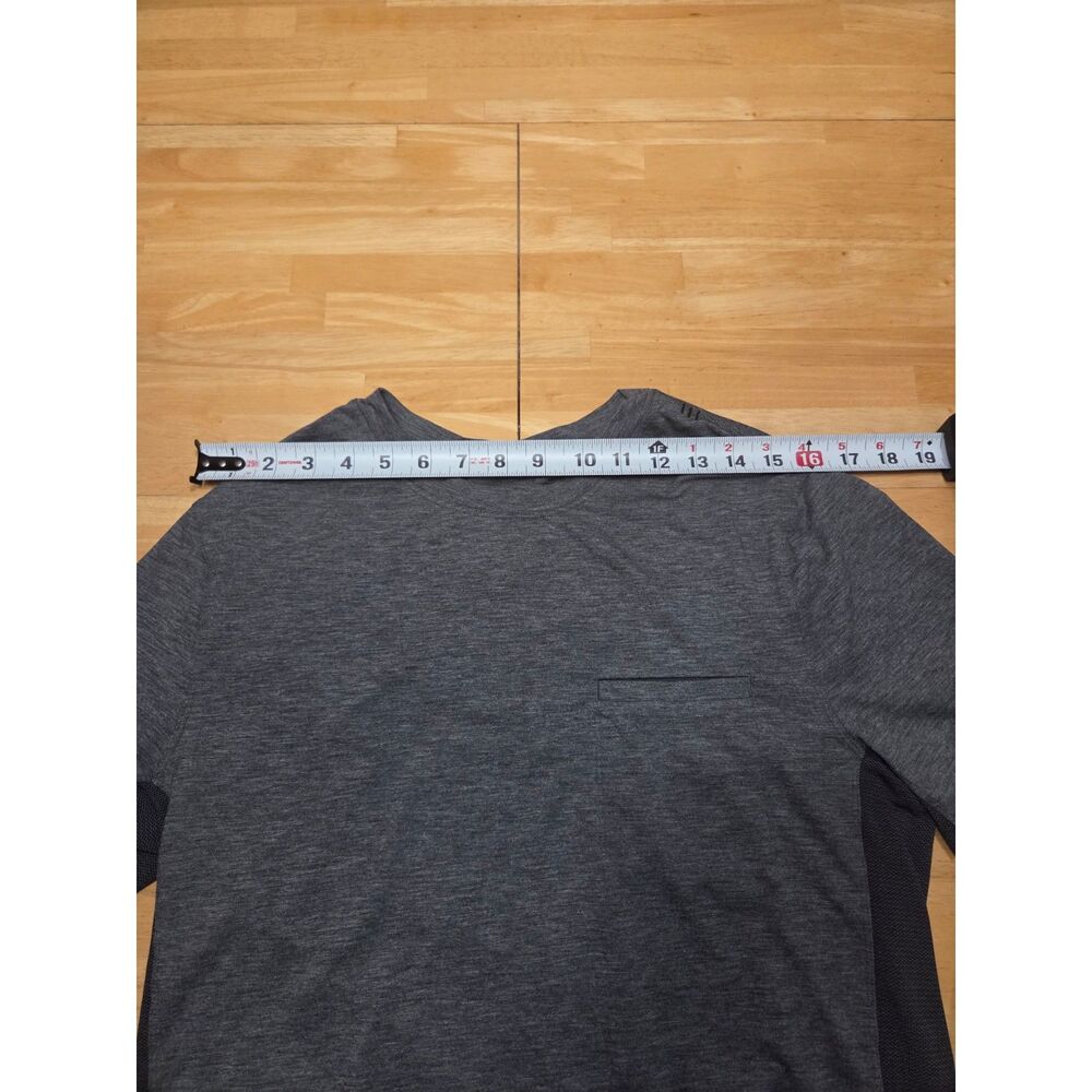 Lululemon Performance Tech Pocket Small Short Sleeve Obsidian Gray Running Shirt - Picture 8 of 8